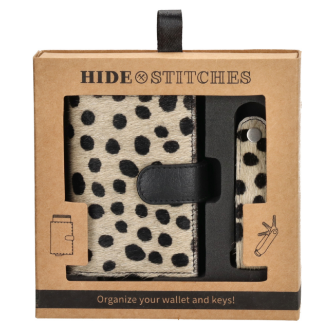 pasjeshouder-dames-Hide-&- Stitches-cheeta wit-zwart